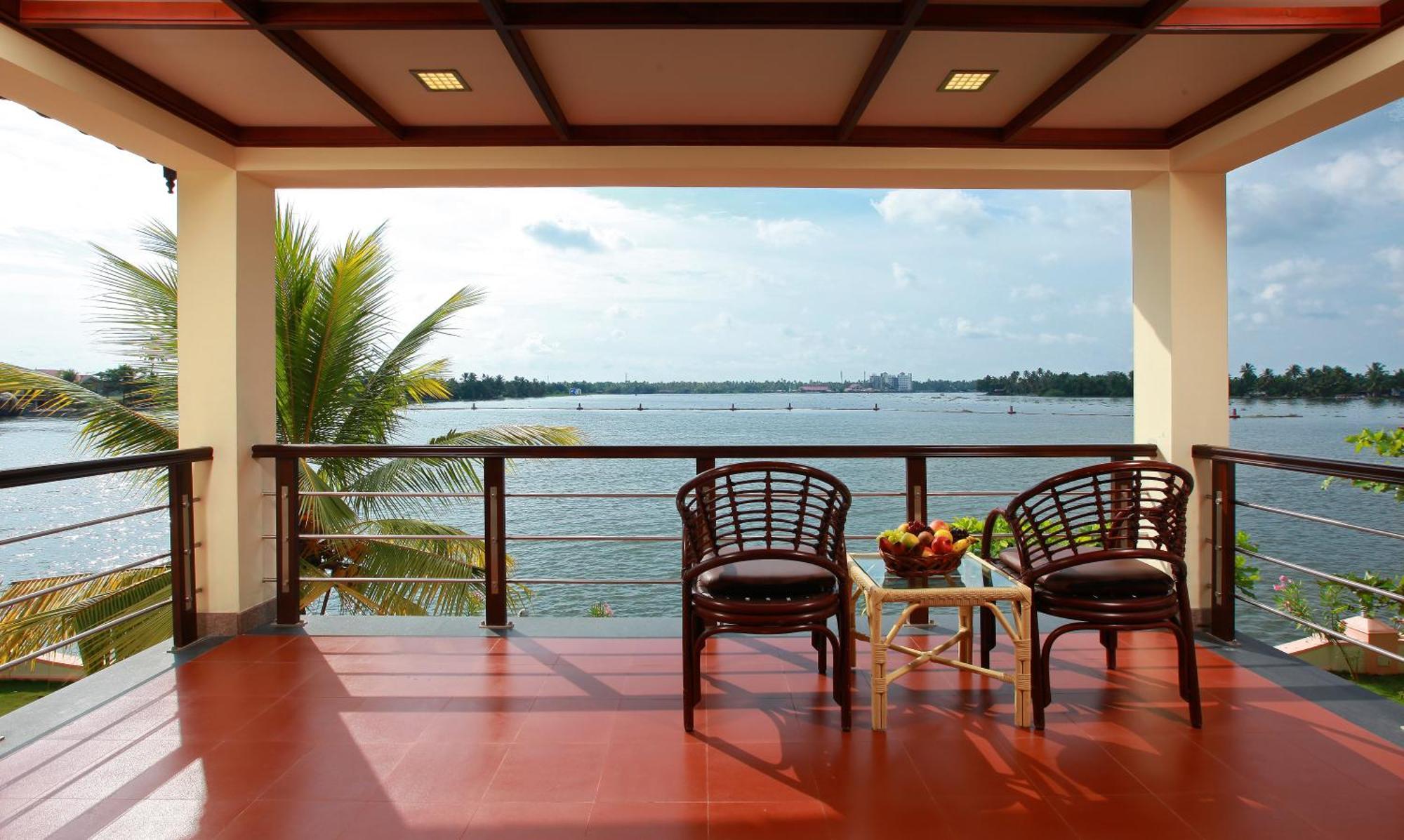 Sterling Lake Palace Alleppey Alappuzha Buitenkant foto